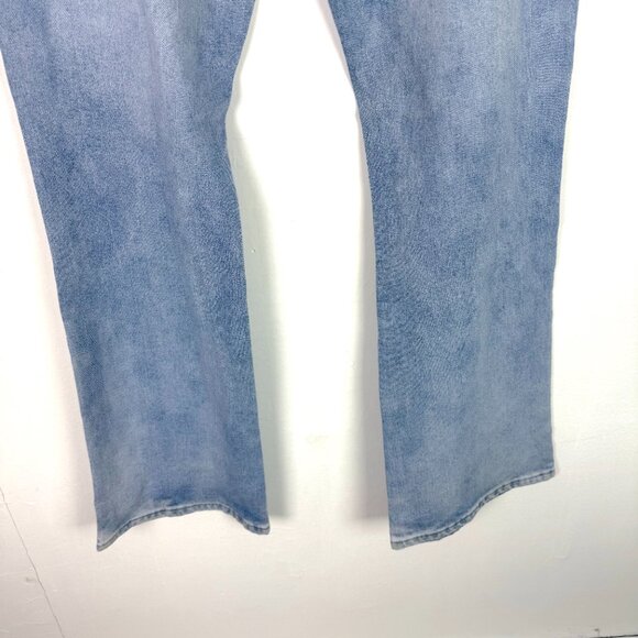 NWT Tiger Mist Tammie Jeans Flare Leg Hi-Rise Light Wash Size XL NEW - Picture 9 of 10